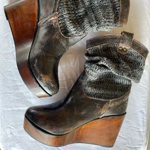 Bed|Stu Bruges Bootie Women's US 9 Distressed Leather Wool Wedge Slouch Boot.